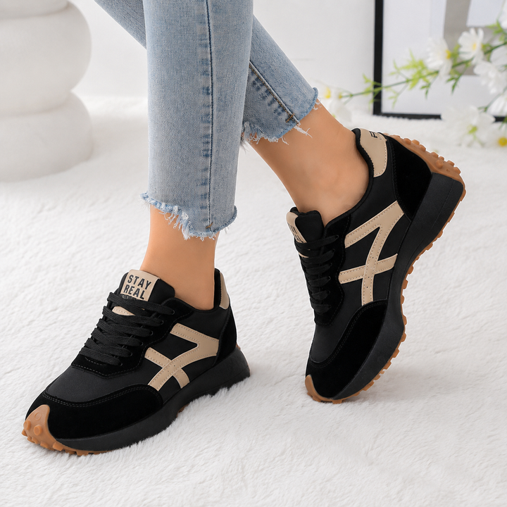 Solenne – Płaskie, Nieslizgające Sneakers Chunky