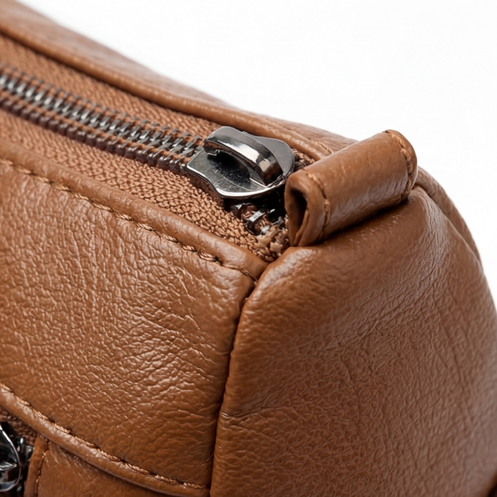 Caressa – Mjuk läder handväska crossbody med flera fickor