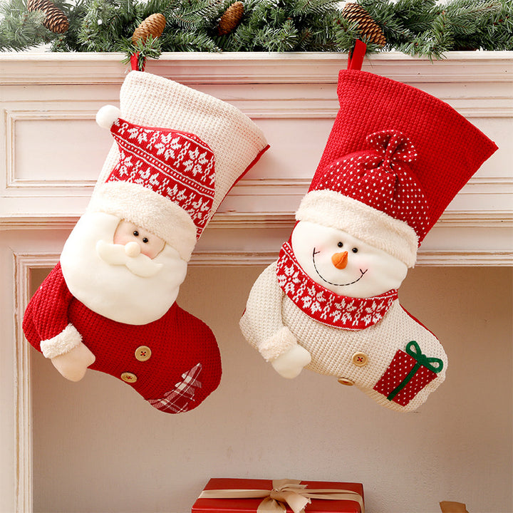 Stickad julstrumpa med tomte