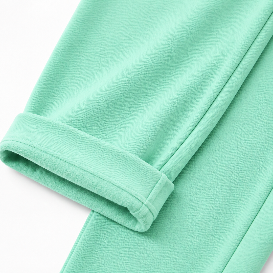 Wearbella – Set z bluzą z bocznymi rozcięciami i dresami