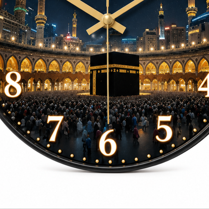 Quietwall – Klocka Vägg Kaaba Svart i Guld
