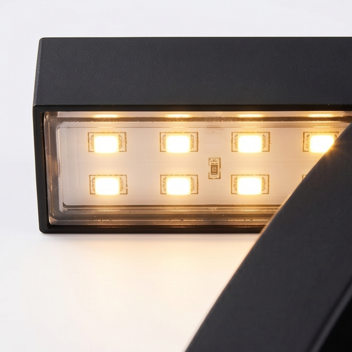Lumenly – Rzeźbiarskie Słoneczne Lampy Ścieżkowe (Set 4)
