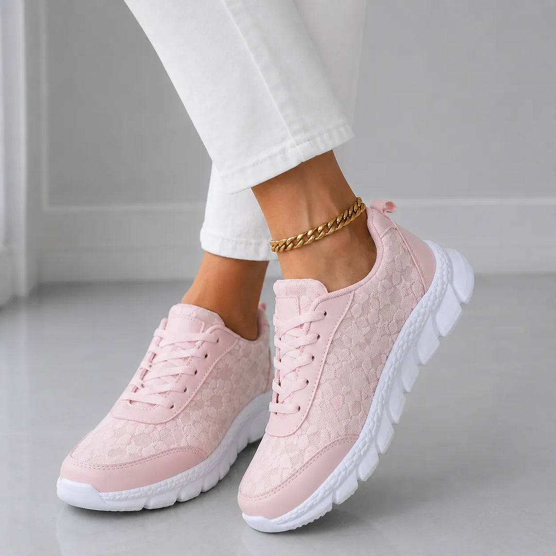 Stelline – Sneakers på plattform z siateczki w gwiazdki för kvinnor, andningsbara białe