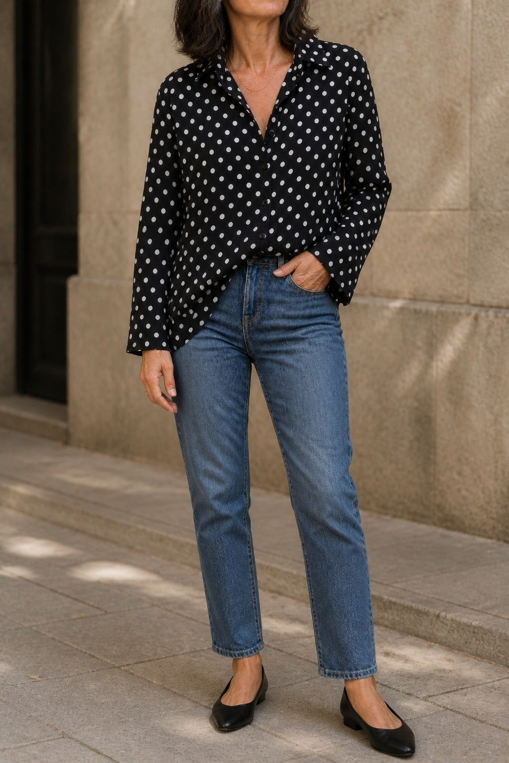 Wearbella – Blus med lång ärm w groszki z kołnierzykiem