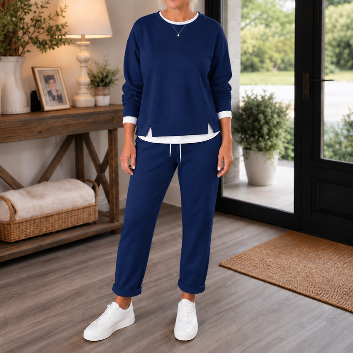 Wearbella – Set z bluzą z bocznymi rozcięciami i dresami