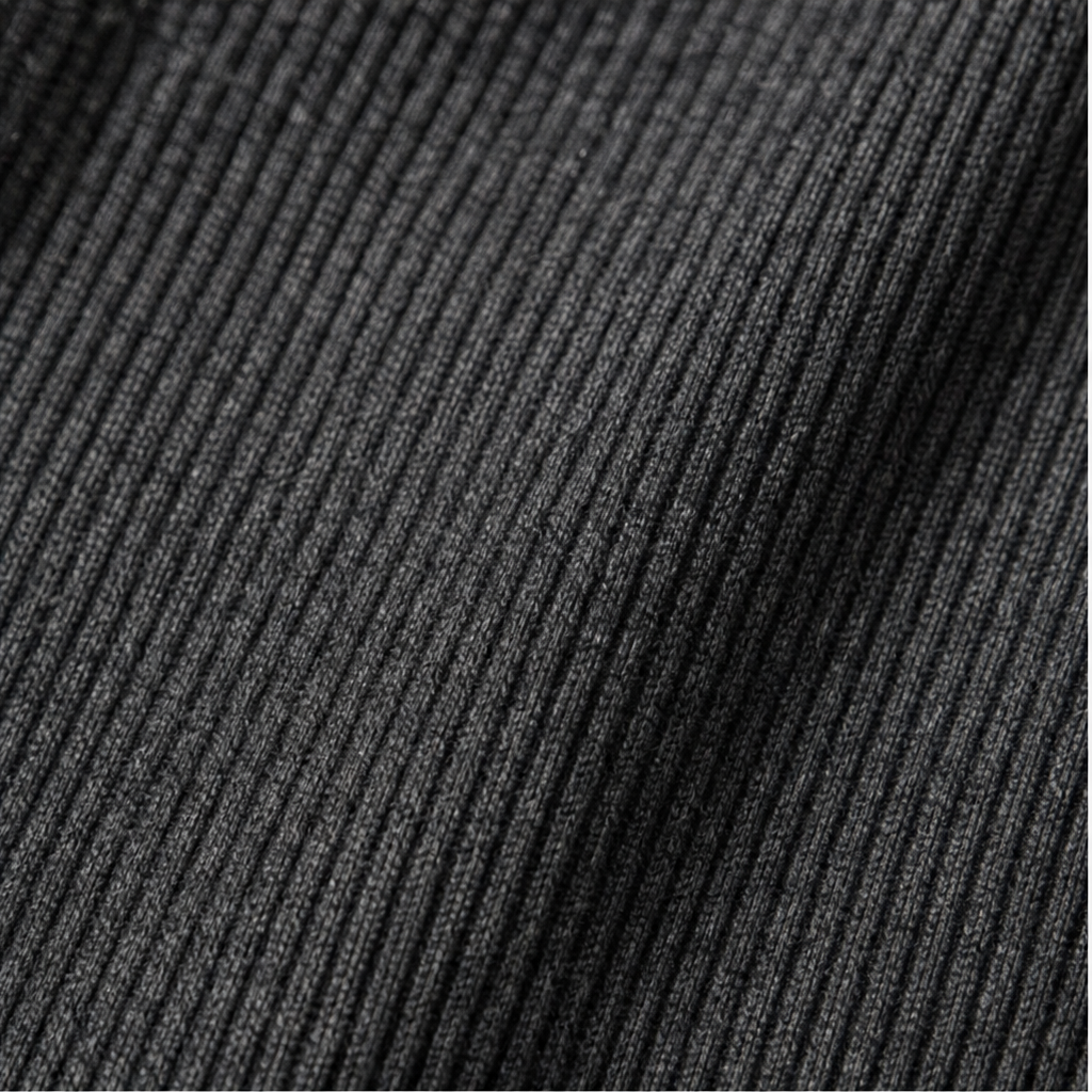Pinstripe Poise – Set z Drapowanym Topem z Hög Urringning i Spodniami i form av Latarni