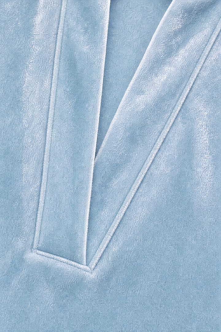 Velvael – Blus z Weluru w V-ringning