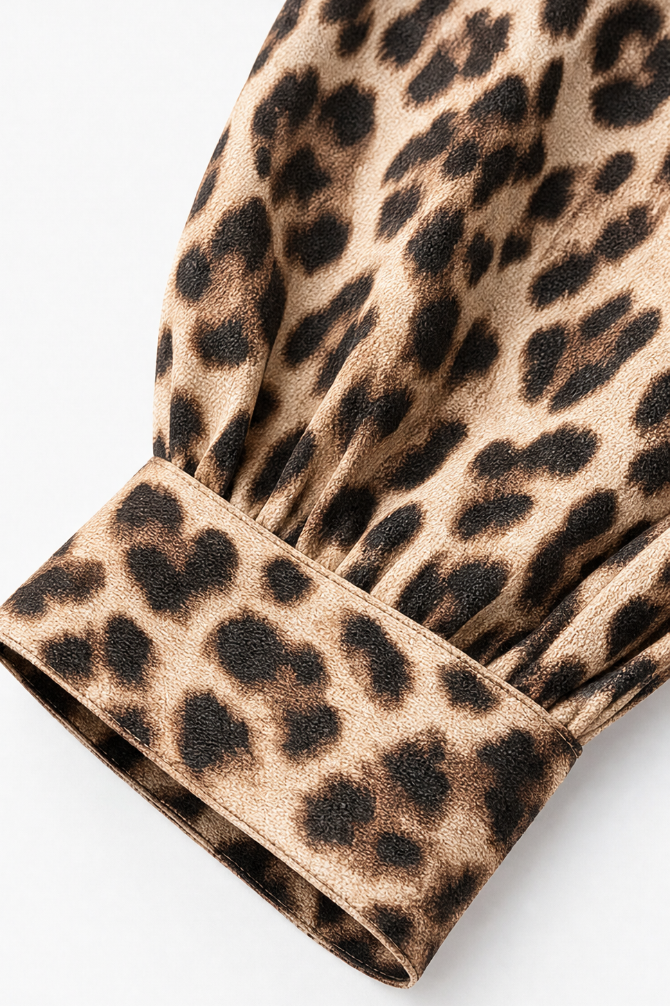 Leocara – Klänning maxi w leopardmönster z guzikiem framtill