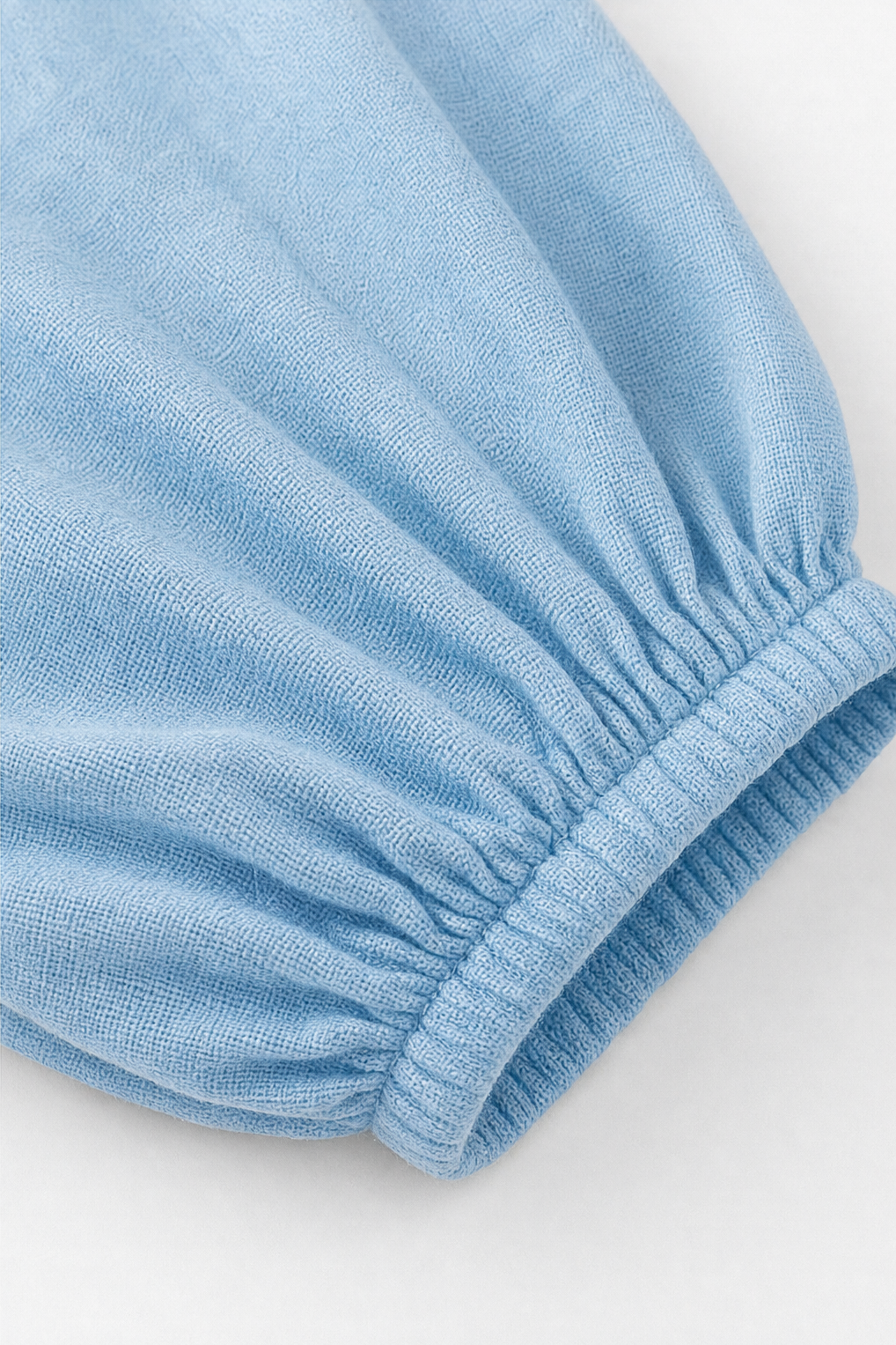 Wearbella – Blus z marszczonym urringning w v-ringning i bufkami