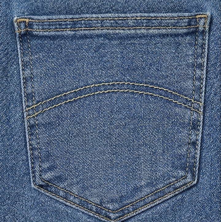 Curvela – Dam jeans med hög midja i rozkloszowanym dołem