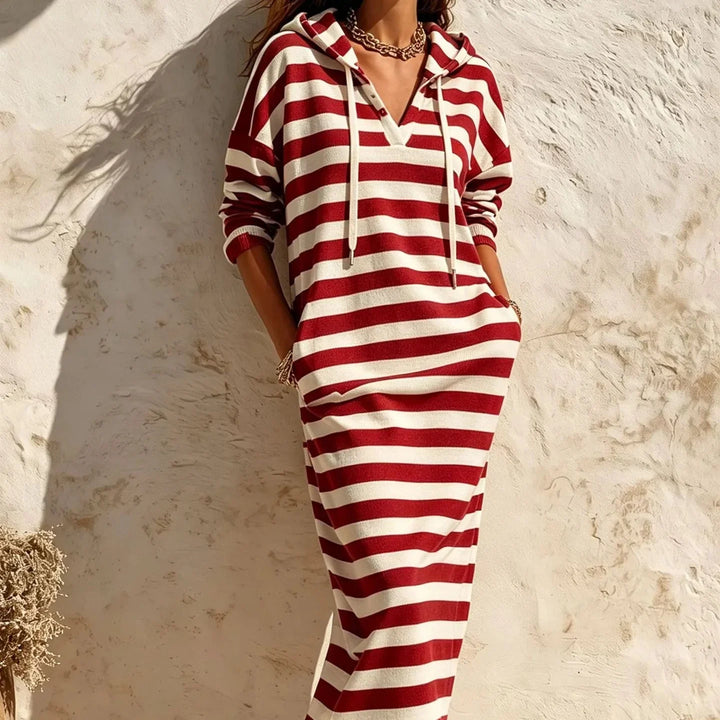 Wearbella – Pasiasta Klänning Maxi z Kapturem