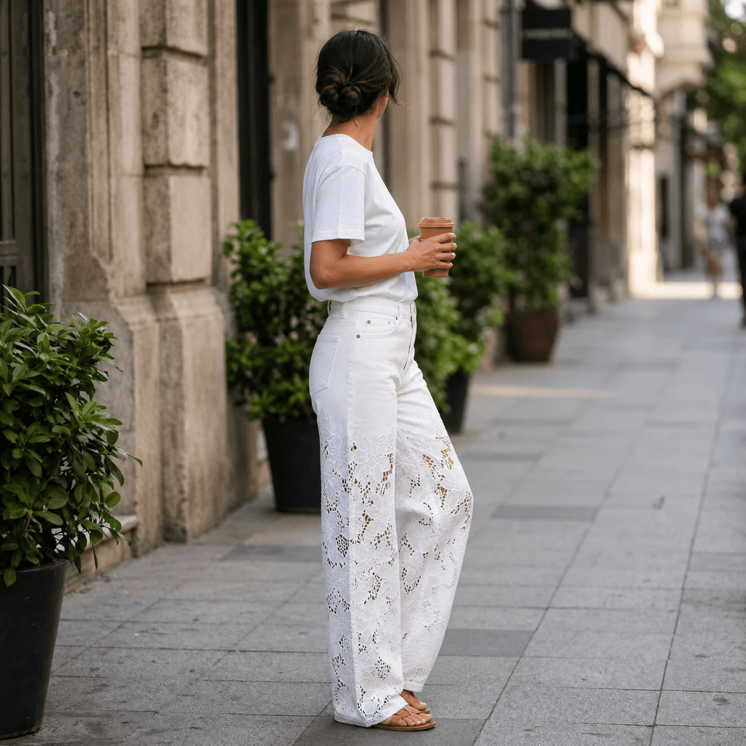Laceveil – Dam jeans z koronkowymi wstawkami w kwiaty, vida ben