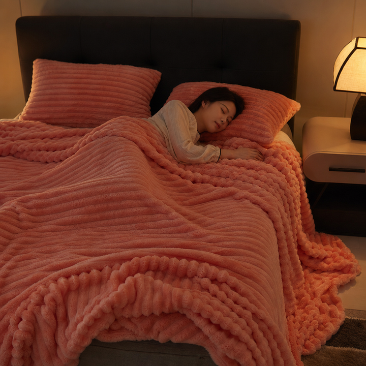 Plushwick – Dwustronny koc z króliczego pluszu w dwóch färgach