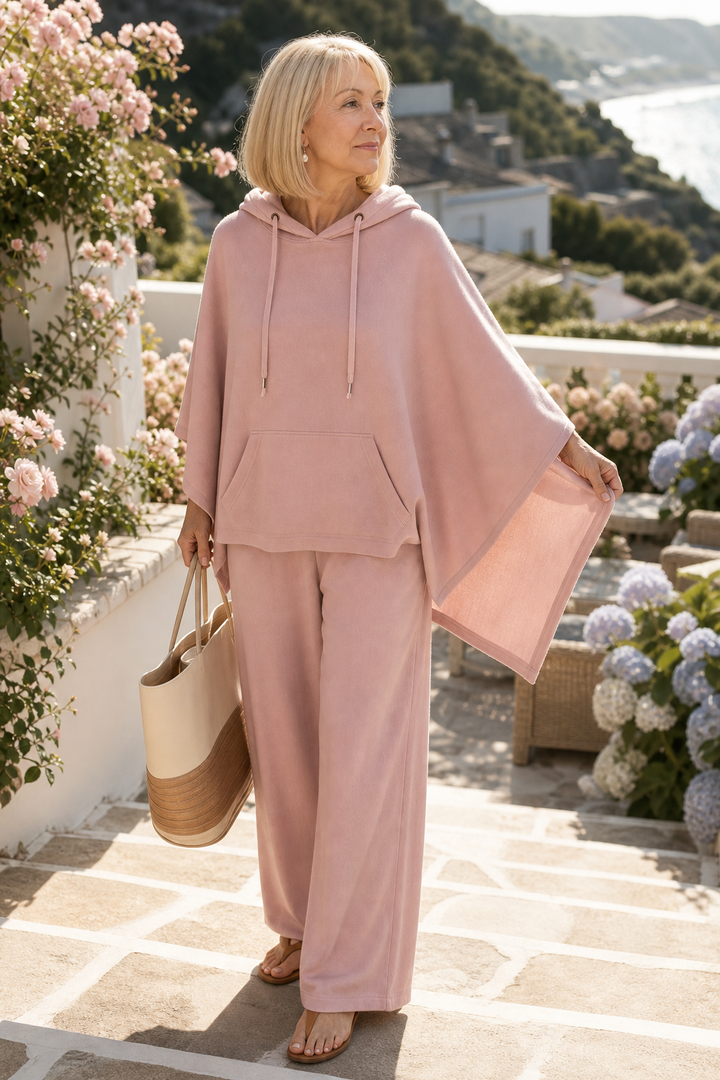 Wearbella – Peleryna z kapturem i set byxor z vida ben