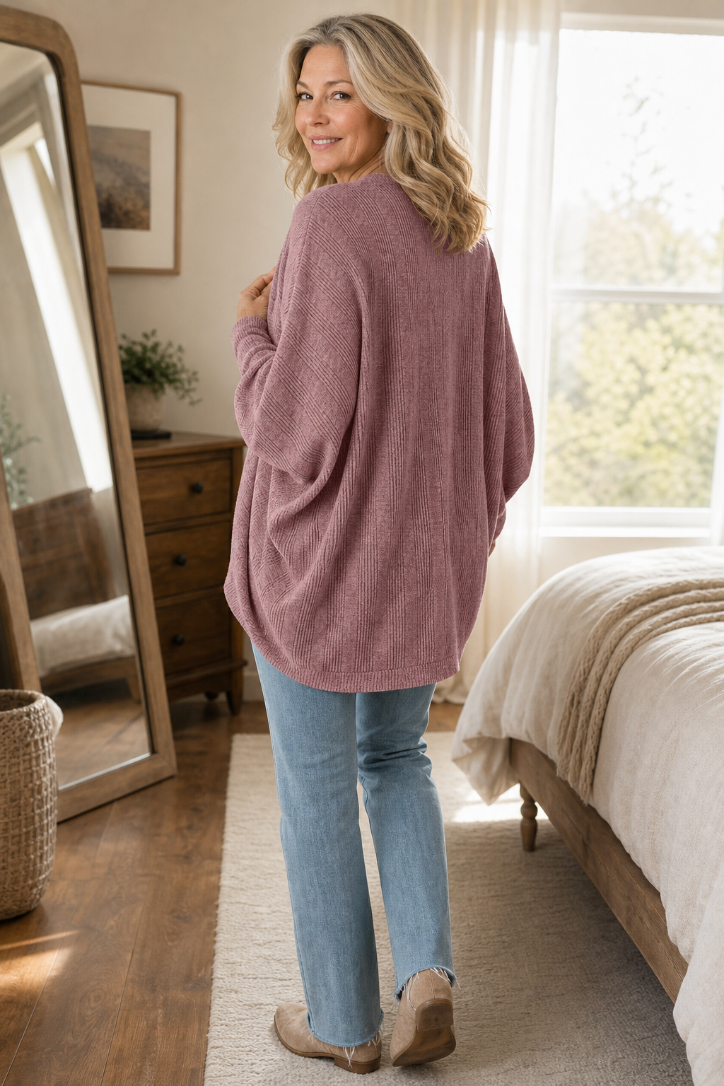 Wearbella – Kofta z ręKaffemi i form av skrzydeł