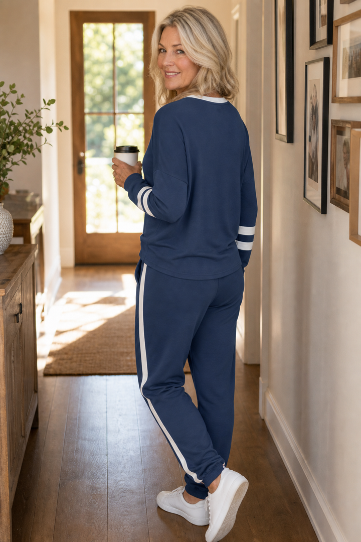 Cozelle – Dwuczęściowy set för relaksu z paskiem w prążki