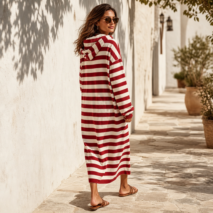 Wearbella – Pasiasta Klänning Maxi z Kapturem
