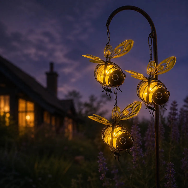 Beeloom – Słoneczna Lampa Wisząca i form av Pszczoły för Ogrodu