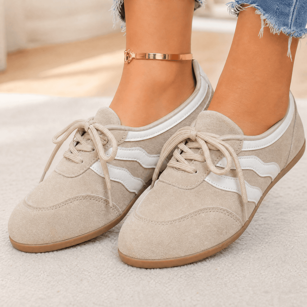 Lunelle – Retro Sneakers på Stopach