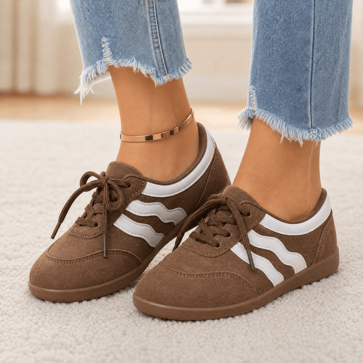 Lunelle – Retro Sneakers på Stopach