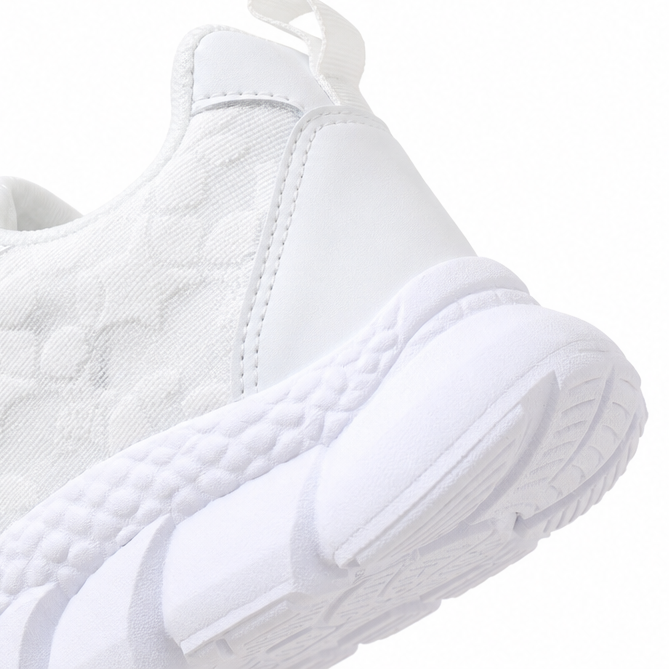 Stelline – Sneakers på plattform z siateczki w gwiazdki för kvinnor, andningsbara białe