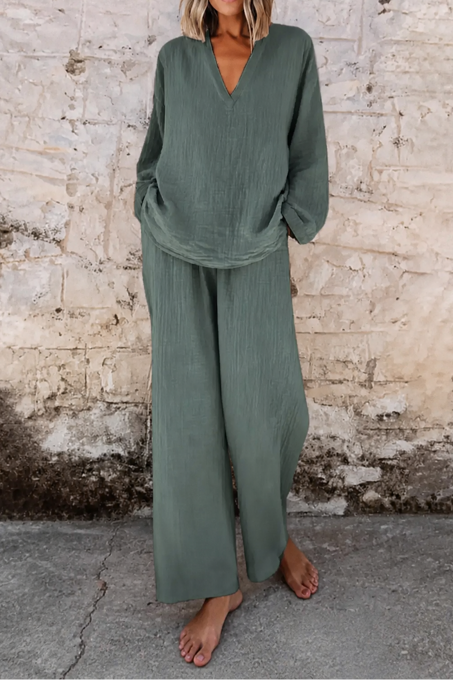 Wearbella – Set topu z urringning w v-ringning i byxor szerokich