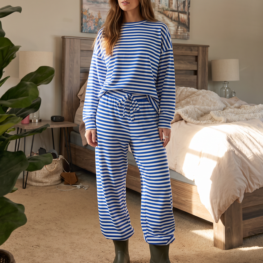 Wearbella – Set z Paskowanym Topem i Spodniami
