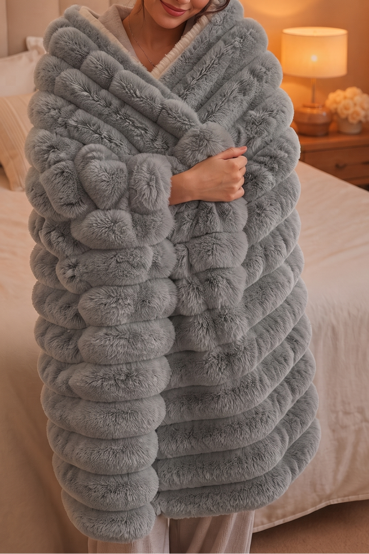 Plushwick – Dwustronny koc z króliczego pluszu w dwóch färgach