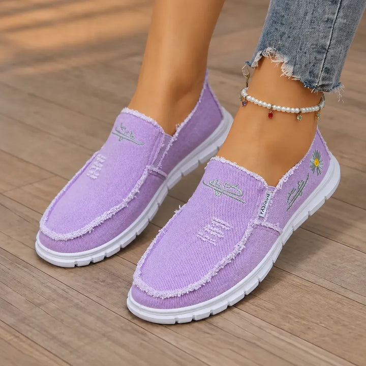 Breeza – Dam Zniszczone Kanvasowe Mokasyny Slip-On z Postrzępionymi Krawędziami