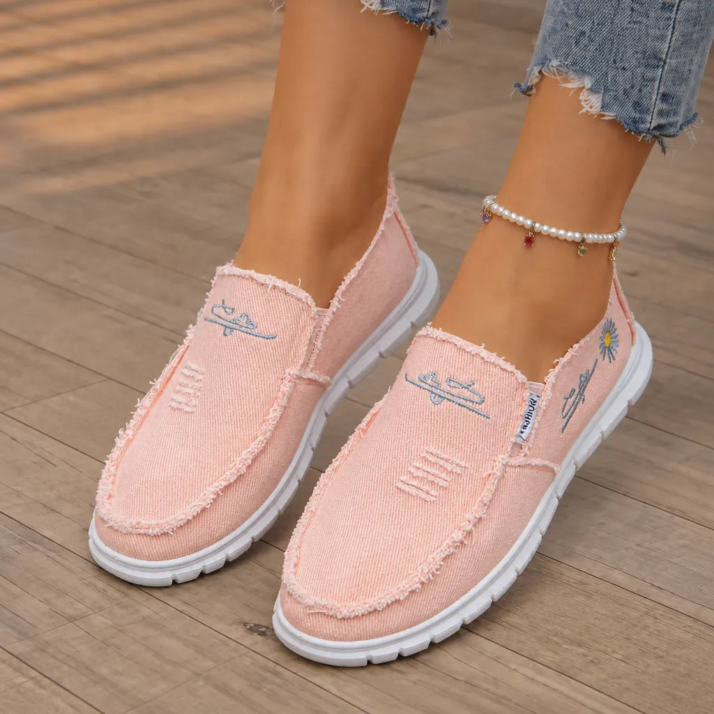 Breeza – Dam Zniszczone Kanvasowe Mokasyny Slip-On z Postrzępionymi Krawędziami